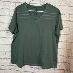 Kuhl Women’s V-Neck Short Sleeve Shirt - Green, XL